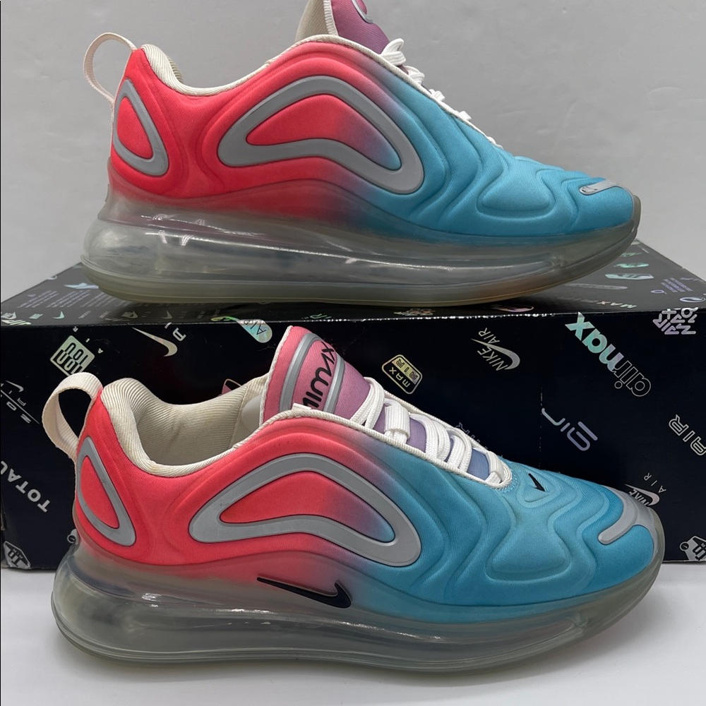 Nike WMNS Air Max 720 Blue and Pink Sneakers Air Max 720 'Pink Sea' - Picture 1 of 16